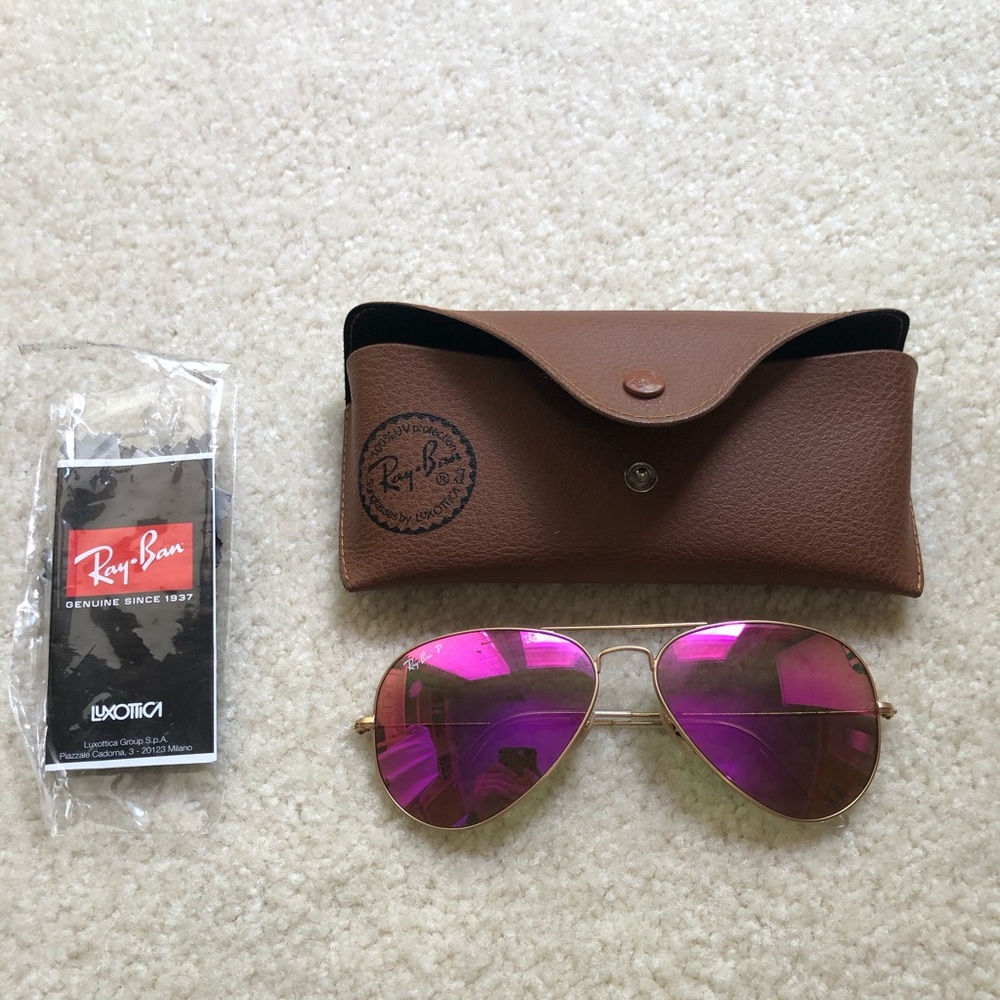 Pink reflective ray-ban aviator sunglasses